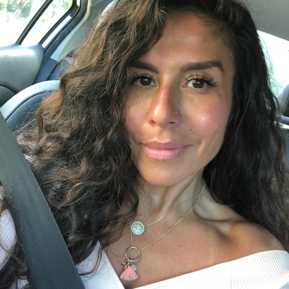 Meet your Posher, Jasmine